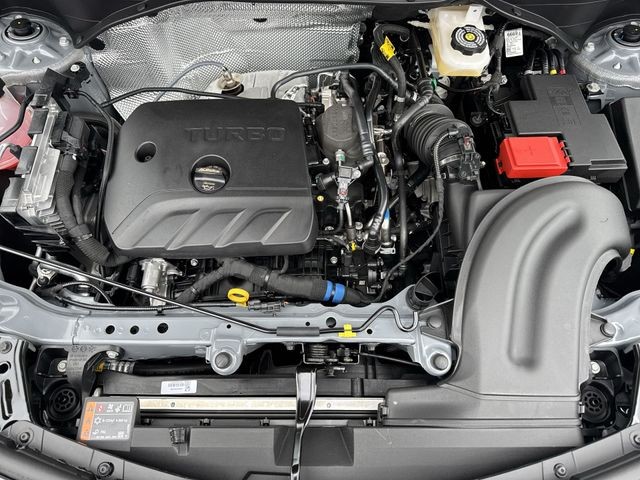 Buick Encore GX Vehicle Full-screen Gallery Image 23