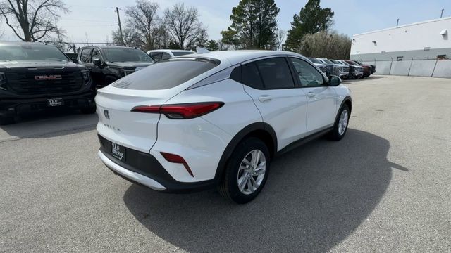 Buick Envista Vehicle Full-screen Gallery Image 08