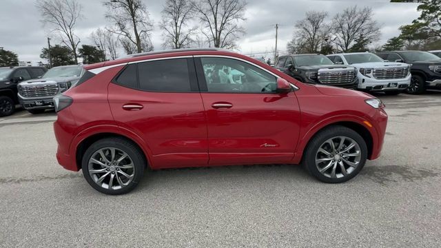 Buick Encore GX Vehicle Full-screen Gallery Image 09