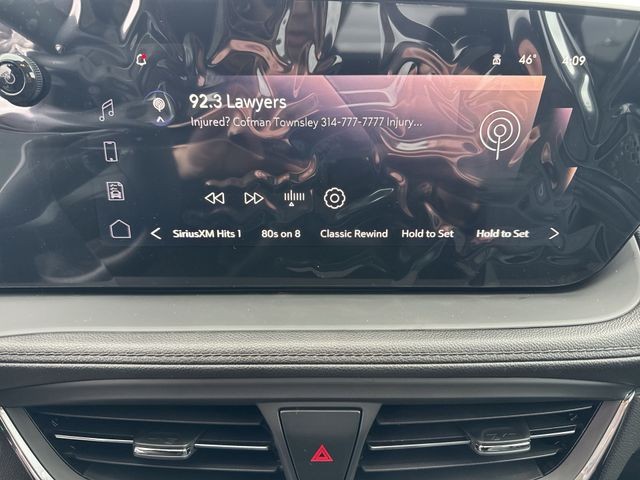 Buick Encore GX Vehicle Full-screen Gallery Image 16