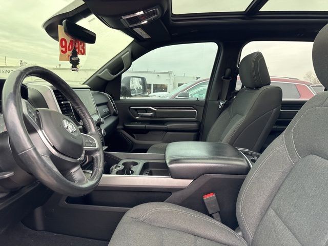 Ram 1500 Vehicle Full-screen Gallery Image 10