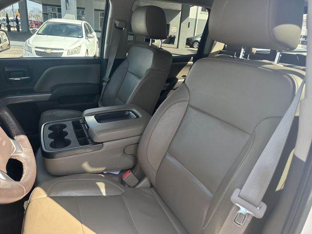 Chevrolet Silverado 1500 Vehicle Full-screen Gallery Image 21