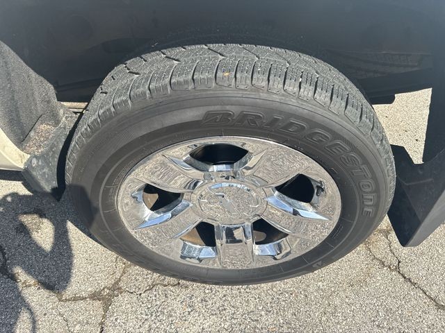 Chevrolet Silverado 1500 Vehicle Full-screen Gallery Image 34