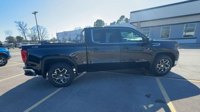 GMC Sierra 1500 Vehicle Full-screen Gallery Image 09