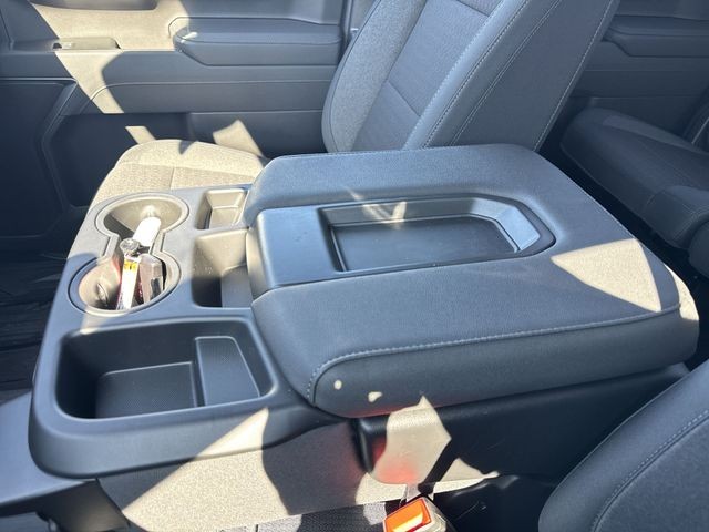 GMC Sierra 1500 Vehicle Full-screen Gallery Image 21