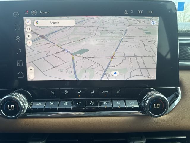 GMC Canyon Vehicle Full-screen Gallery Image 18