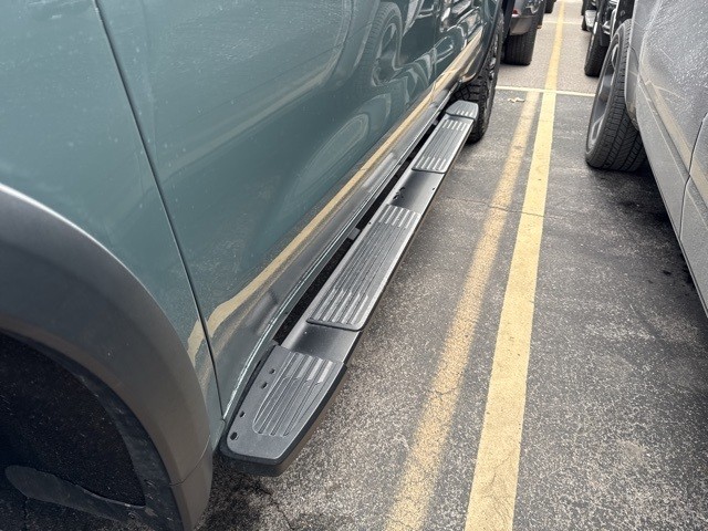 Chevrolet Silverado 1500 Vehicle Full-screen Gallery Image 05