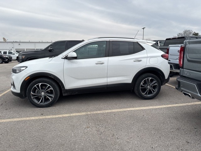 Buick Encore GX Vehicle Full-screen Gallery Image 10