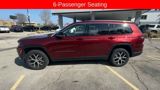 Jeep Grand Cherokee L Vehicle Full-screen Gallery Image 06