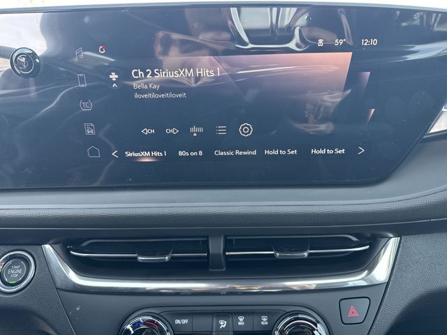 Buick Envista Vehicle Full-screen Gallery Image 16