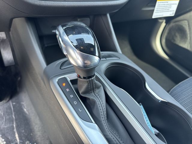 Buick Envista Vehicle Full-screen Gallery Image 19