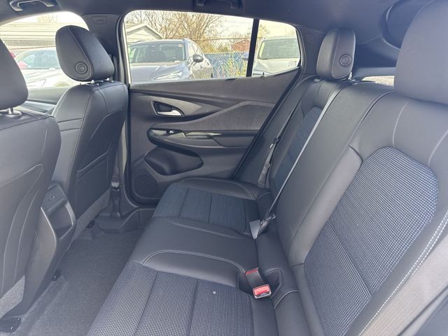 Buick Envista Vehicle Full-screen Gallery Image 21