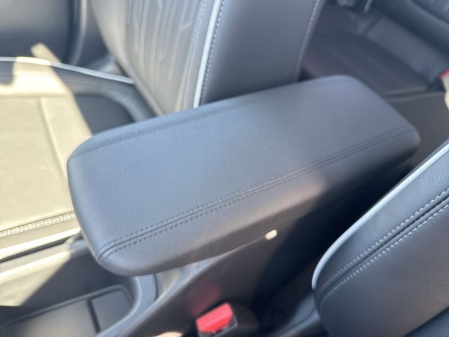 Buick Encore GX Vehicle Full-screen Gallery Image 20