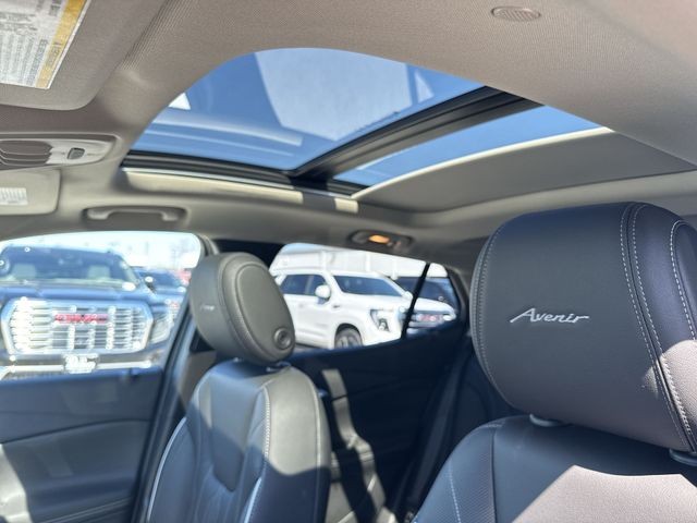 Buick Encore GX Vehicle Full-screen Gallery Image 21