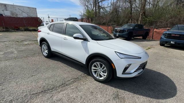 Buick Envista Vehicle Full-screen Gallery Image 02