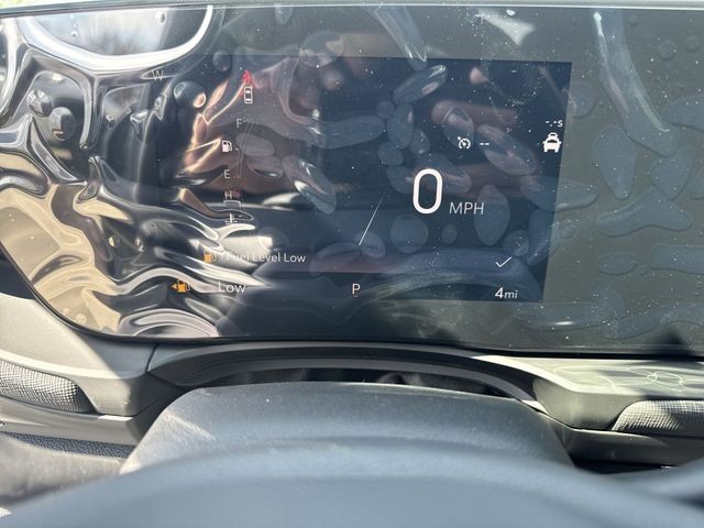 Buick Envista Vehicle Full-screen Gallery Image 15