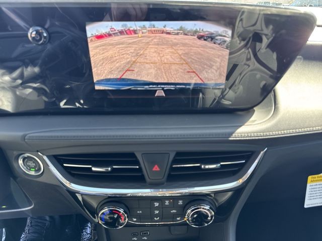 Buick Encore GX Vehicle Full-screen Gallery Image 17