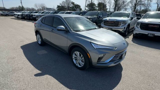 Buick Envista Vehicle Full-screen Gallery Image 02