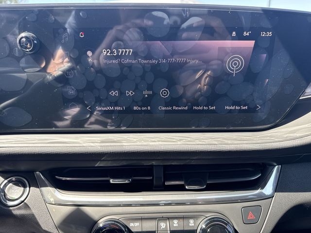 Buick Envista Vehicle Full-screen Gallery Image 16