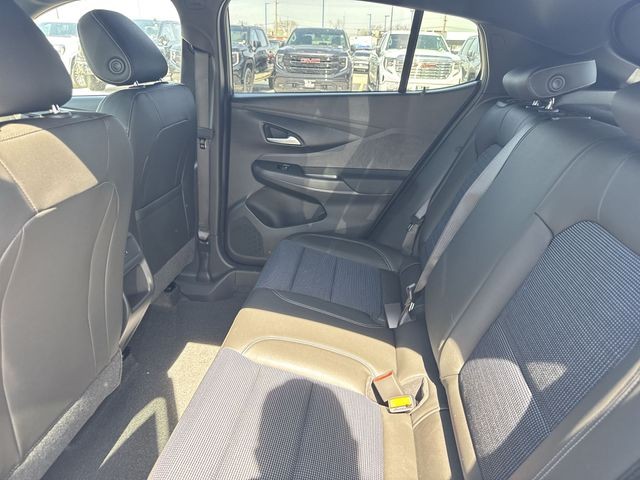 Buick Envista Vehicle Full-screen Gallery Image 21