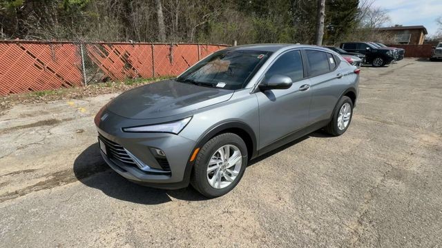 Buick Envista Vehicle Full-screen Gallery Image 04