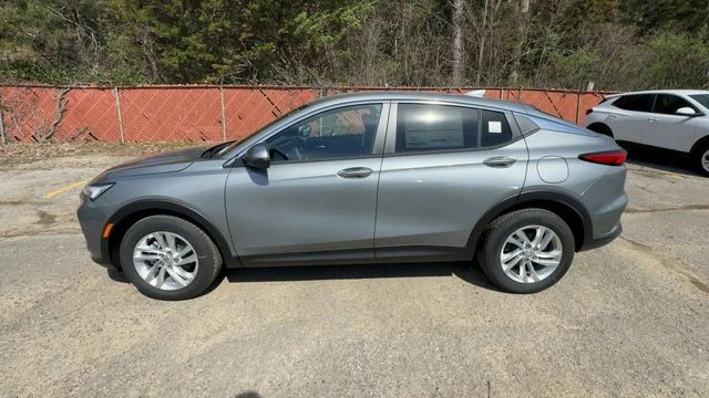 Buick Envista Vehicle Full-screen Gallery Image 05