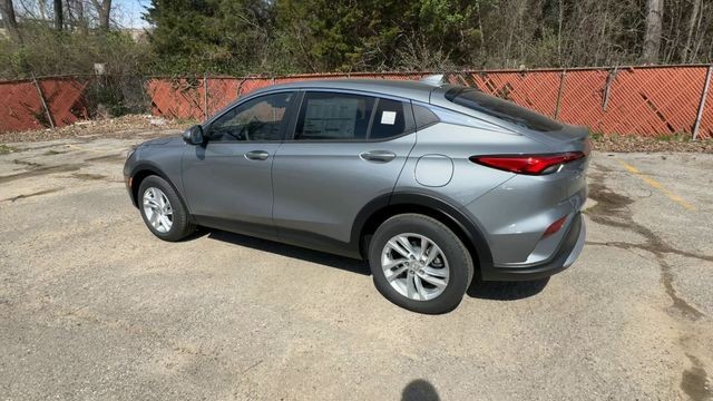 Buick Envista Vehicle Full-screen Gallery Image 06