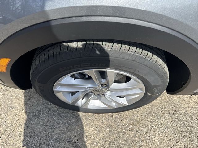 Buick Envista Vehicle Full-screen Gallery Image 10