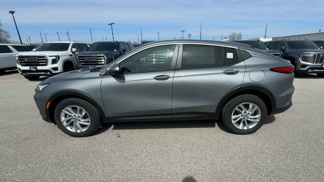 Buick Envista Vehicle Full-screen Gallery Image 05