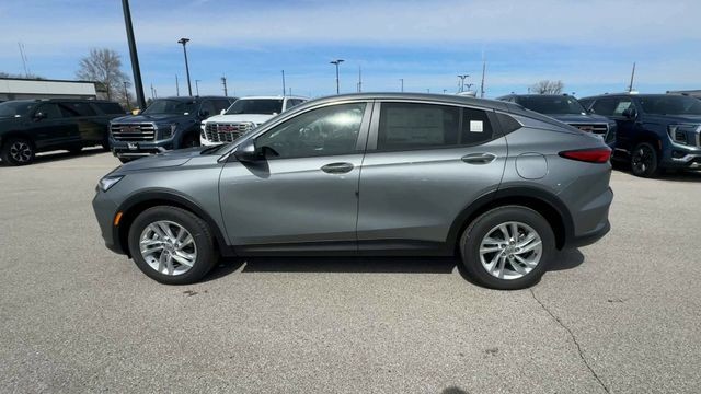 Buick Envista Vehicle Full-screen Gallery Image 05