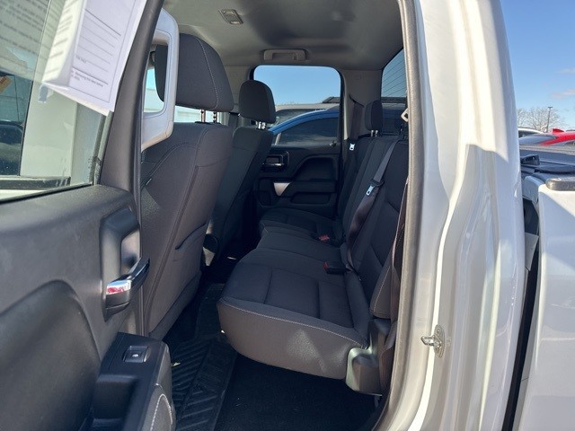 Chevrolet Silverado 1500 Vehicle Full-screen Gallery Image 07