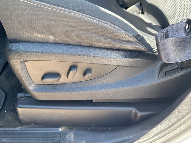 Chevrolet Silverado 1500 Vehicle Full-screen Gallery Image 14