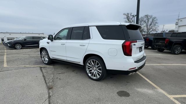 GMC Yukon Vehicle Full-screen Gallery Image 06