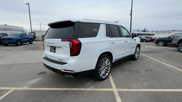 GMC Yukon Vehicle Full-screen Gallery Image 08