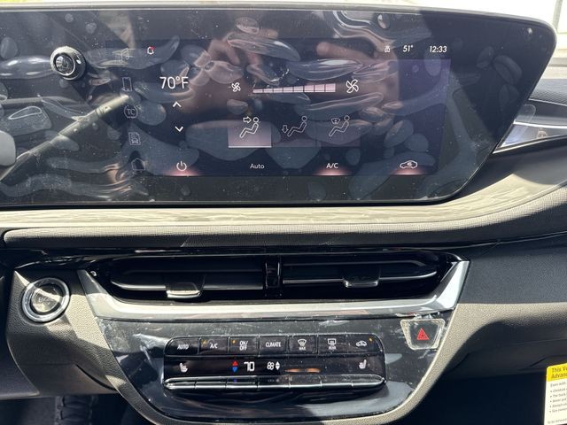 Buick Envista Vehicle Full-screen Gallery Image 18