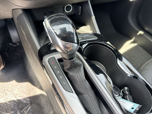 Buick Envista Vehicle Full-screen Gallery Image 19