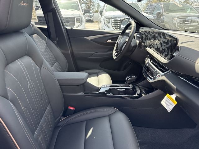 Buick Envista Vehicle Full-screen Gallery Image 23