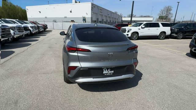 Buick Envista Vehicle Full-screen Gallery Image 07