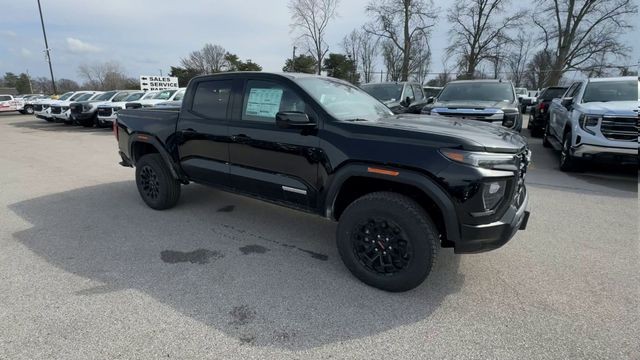 GMC Canyon Vehicle Full-screen Gallery Image 02