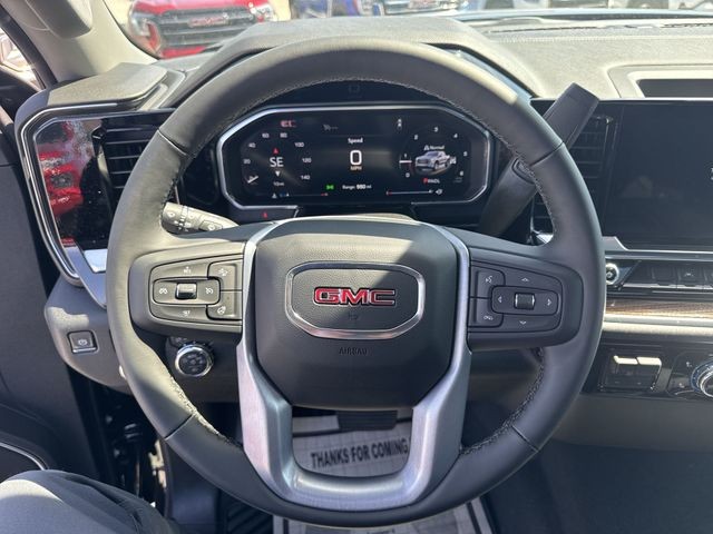 GMC Sierra 1500 Vehicle Full-screen Gallery Image 14