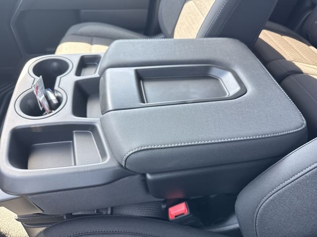 GMC Sierra 1500 Vehicle Full-screen Gallery Image 21