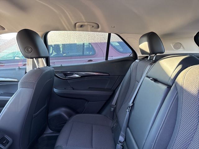 Buick Envision Vehicle Full-screen Gallery Image 08