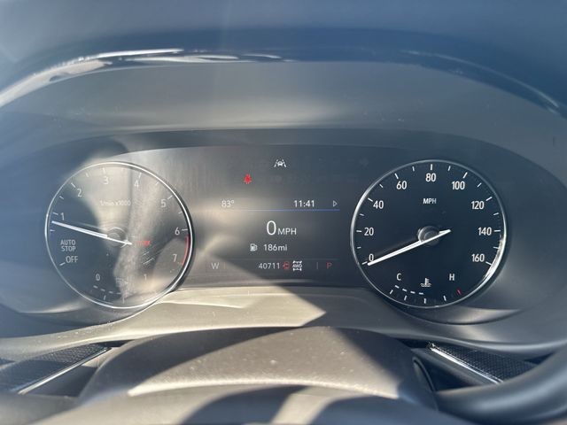 Buick Envision Vehicle Full-screen Gallery Image 15