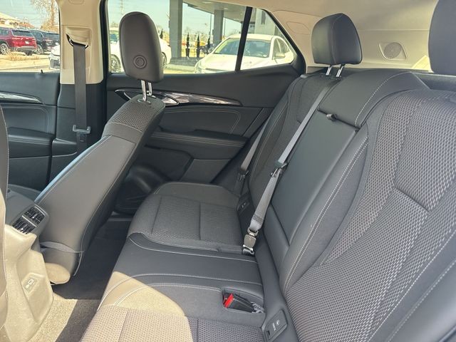 Buick Envision Vehicle Full-screen Gallery Image 27