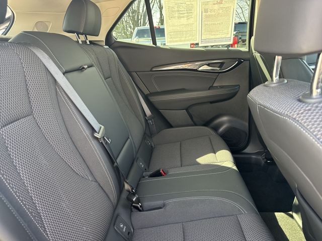 Buick Envision Vehicle Full-screen Gallery Image 29