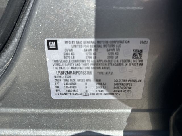 Buick Envision Vehicle Full-screen Gallery Image 36