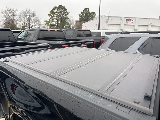 GMC Sierra 1500 Vehicle Full-screen Gallery Image 10