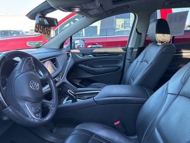 Buick Enclave Vehicle Full-screen Gallery Image 07