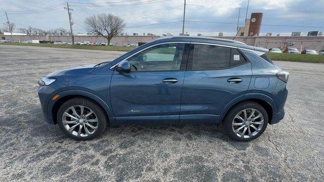 Buick Encore GX Vehicle Full-screen Gallery Image 05