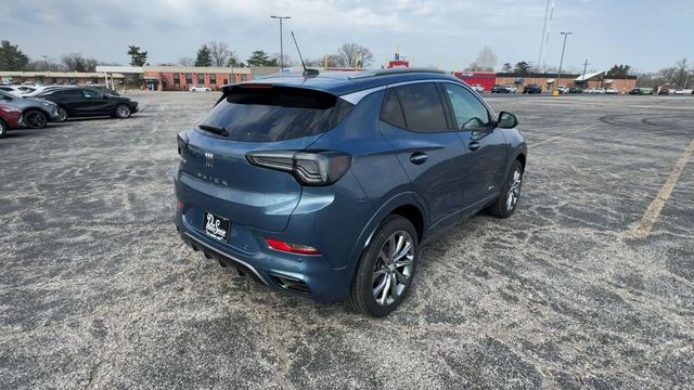Buick Encore GX Vehicle Full-screen Gallery Image 08